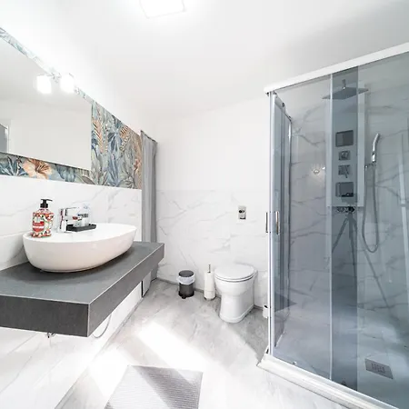 Volcano'S Suite - Mandorlo - The First Eco - Chic Suite In Sicily Aeroporto di Catania Fontana Rossa Esterno foto