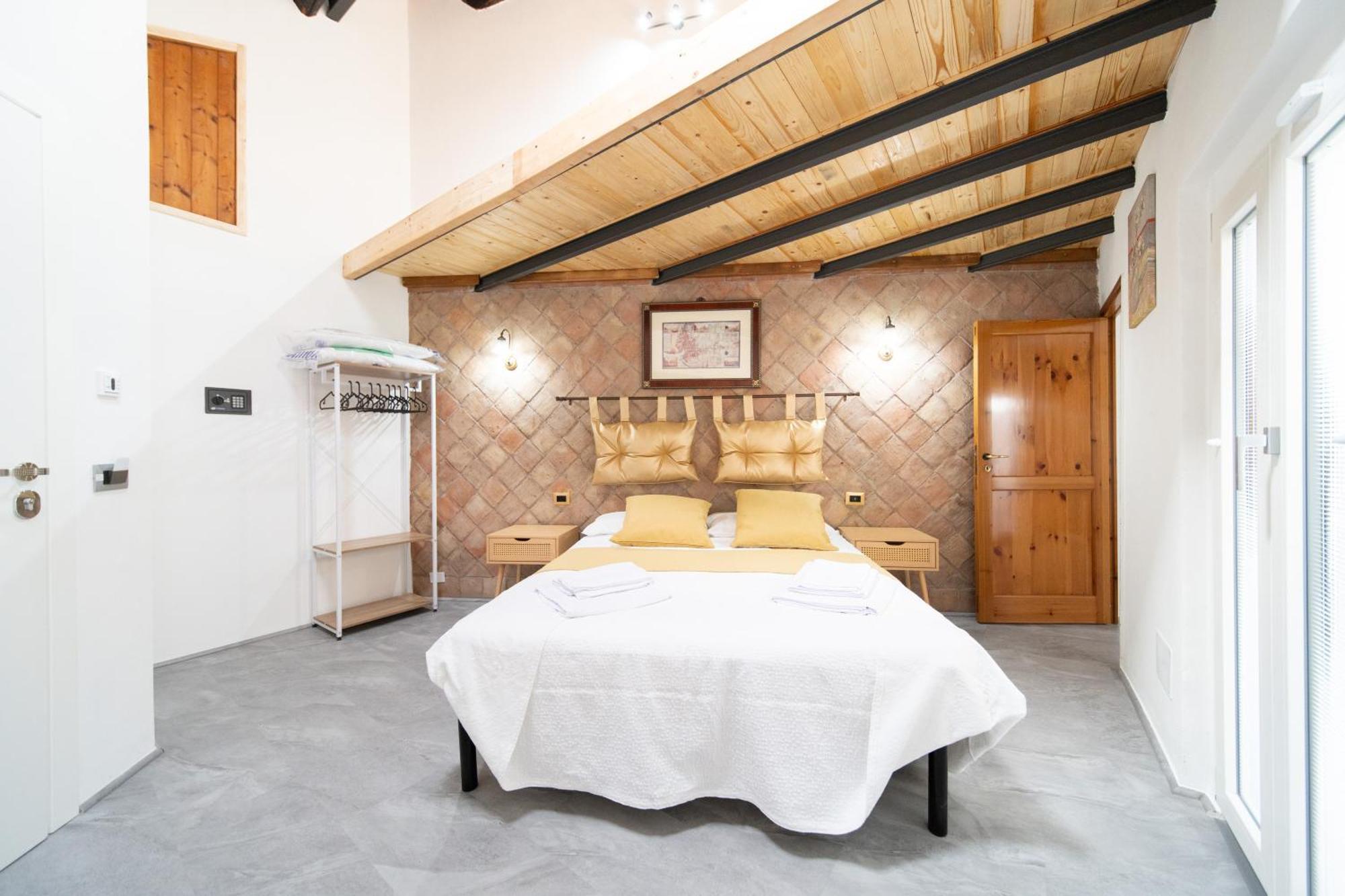 Apartment Volcano's - Mandorlo - The First Eco - Chic In Sicily